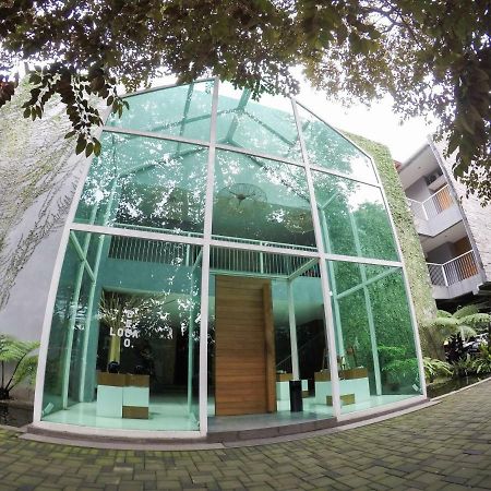 2510 Urbanliving Aparthotel Jakarta Exterior photo