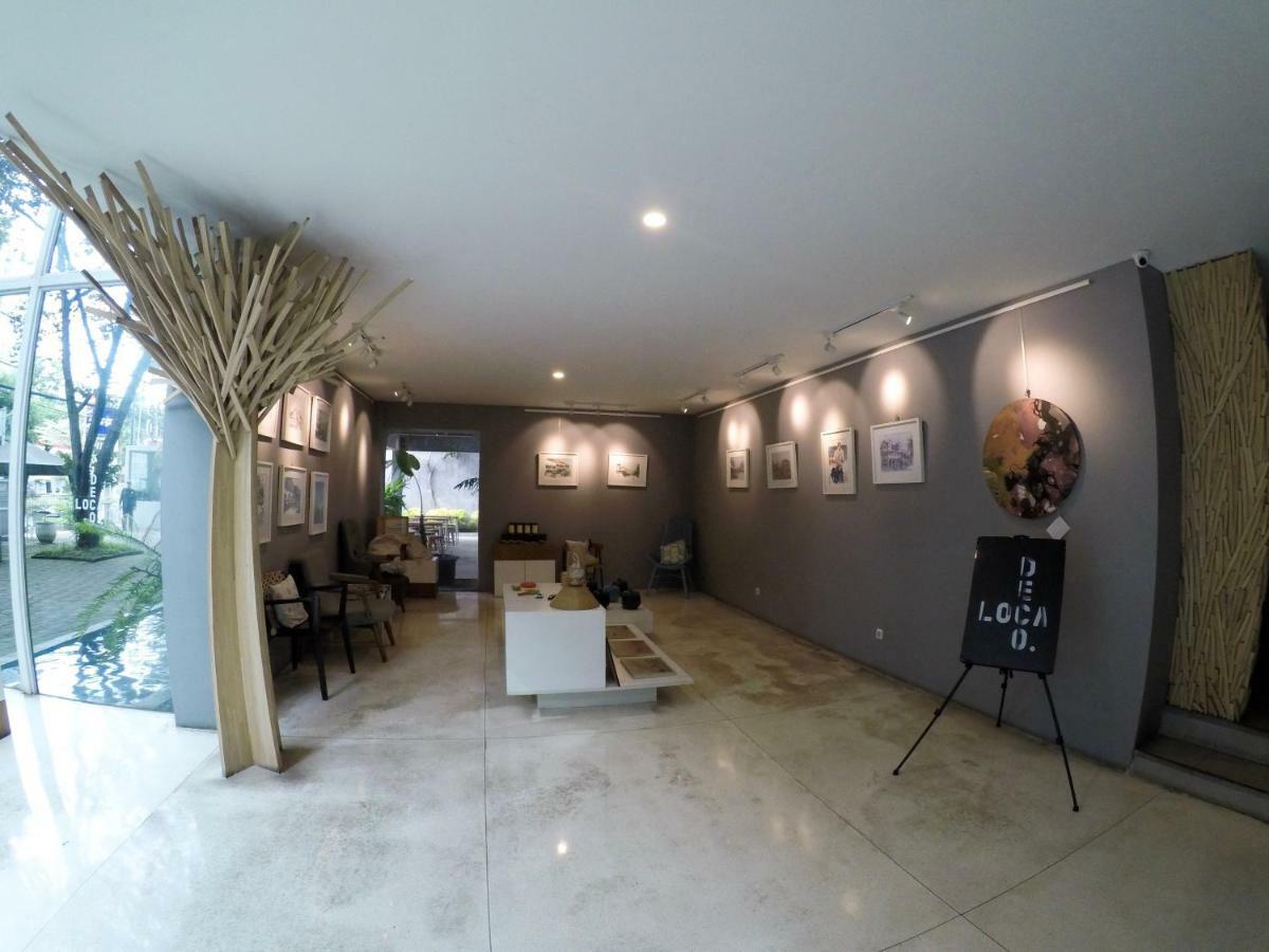 2510 Urbanliving Aparthotel Jakarta Exterior photo